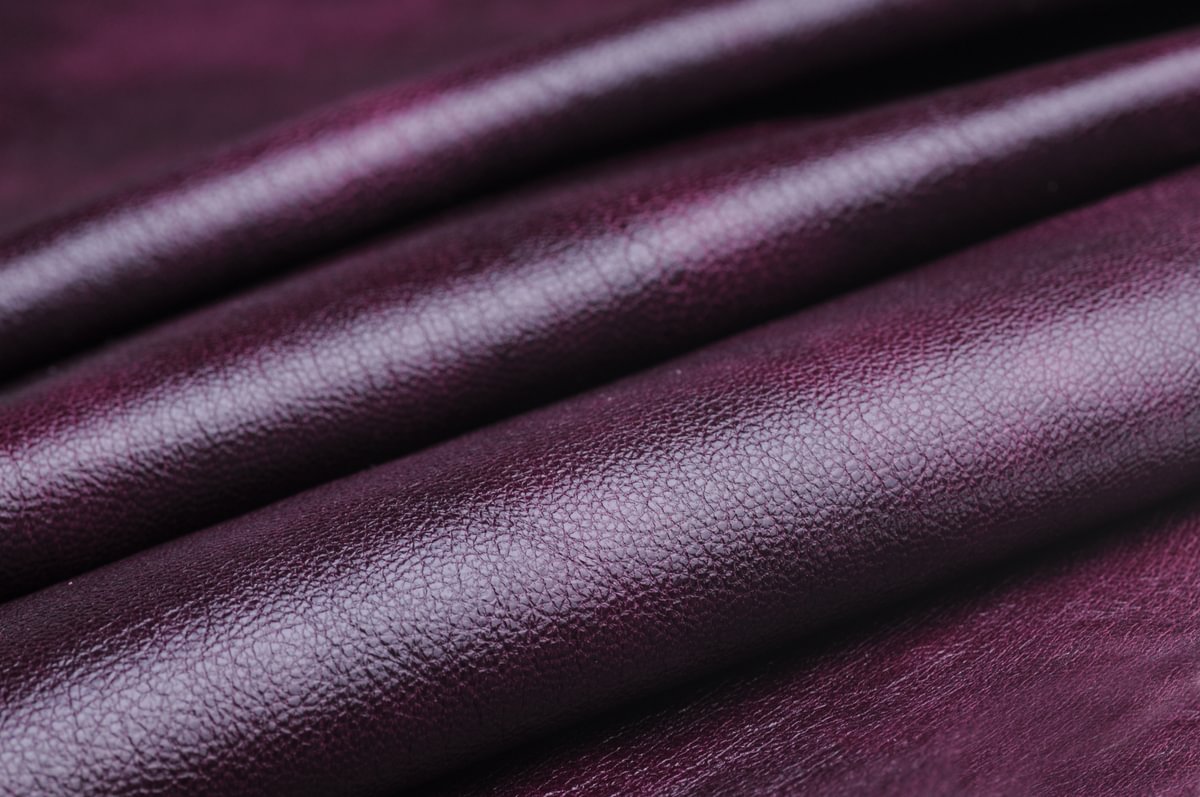 THE ULTIMATE SHOE SHINNING GUIDE - A step-by-step guide for smooth leather
